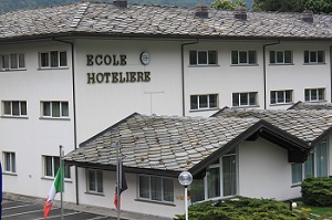 Edilizia scolastica, adeguamenti per la sicurezza in 5 scuole superiori della Valle d'Aosta
