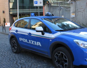 Controlli della polizia in Valle d'Aosta, sequestrati 3 grammi di hashish