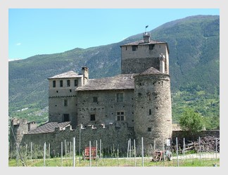 Turismo, visitatori in aumento nell'estate 2014 per castelli e mostre in Valle d'Aosta