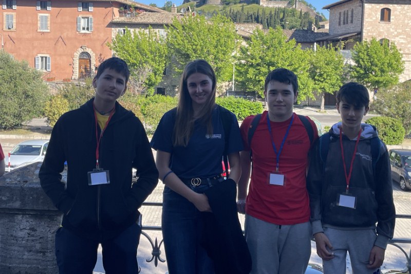 Studenti valdostani ad Assisi per i Giochi delle scienze sperimentali e i Campionati delle scienze naturali