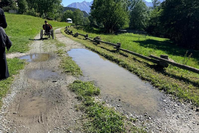 La denuncia Disval: il sentiero accessibile di Champdepraz è ancora inutilizzabile