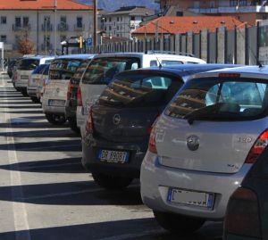 Truffe sulle Rc auto, polizia di Aosta denuncia due campani