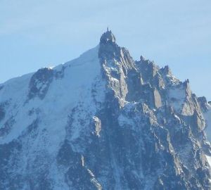 Alpinista di 29 anni muore sul Monte Bianco