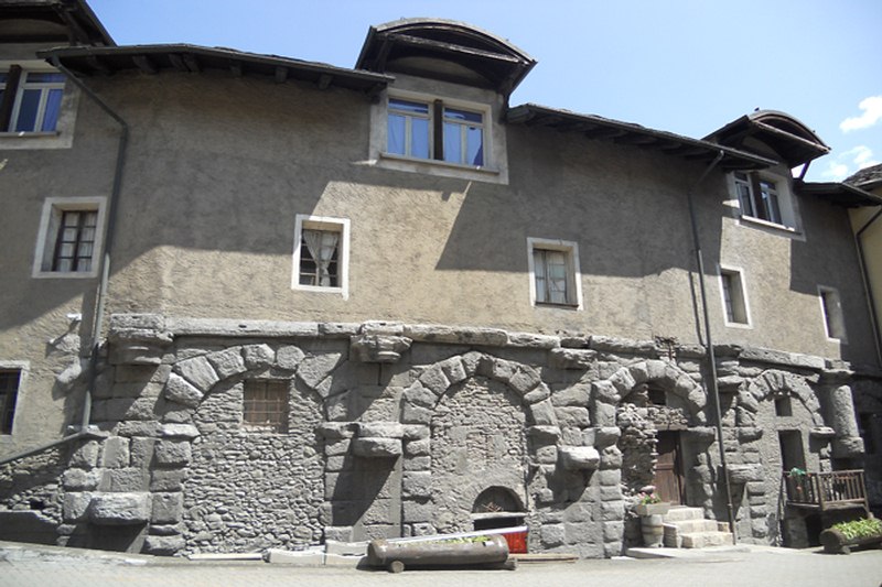 Parte dei resti dell'anfiteatro romano