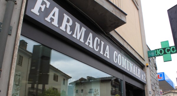 Rapina in farmacia