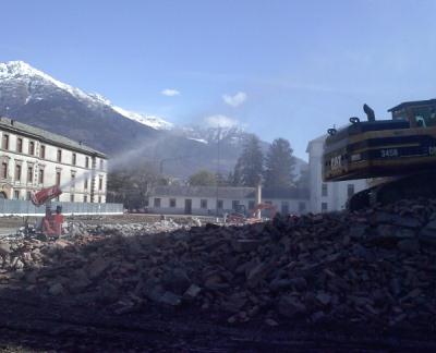 Aosta, iniziata la demolizione alla ex caserma Testafochi