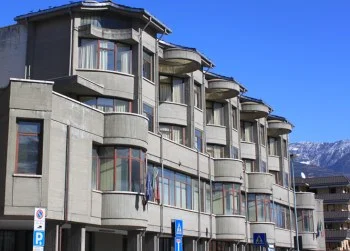 Alpe contro la riorganizzazione delle scuole superiori di Aosta: "è uno spreco"