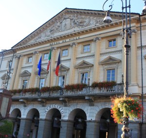Elezioni Aosta, Forza Italia sosterrà una lista civica