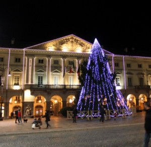 Aosta, 60 partecipanti all'iniziativa di Confcommercio "Natale aostano in vetrina"