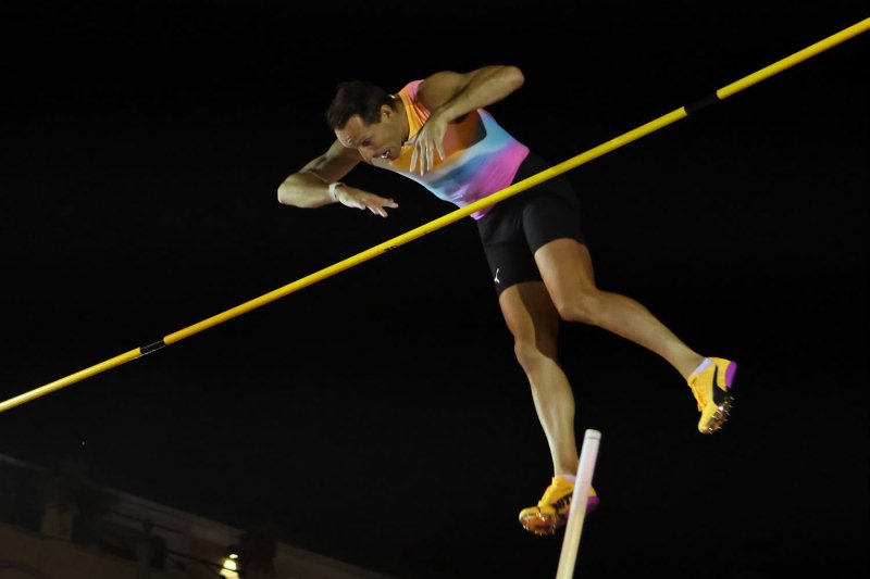 Asta in Piazza 2026, Renaud Lavillenie stabilisce il nuovo record a 5,80