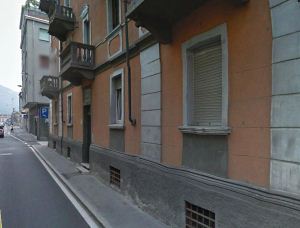 Resta in carcere il 43enne di Aosta accusato di subaffittare a prostitute