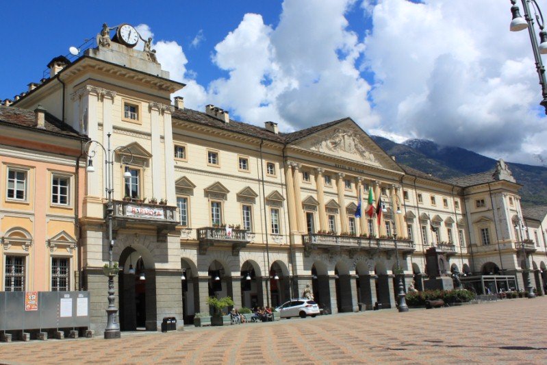 Aosta, pronto l'assestamento di bilancio da 6,7 milioni