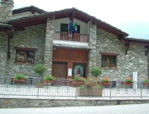 Elezioni comunali: al voto Arnad, Issime e Valsavarenche