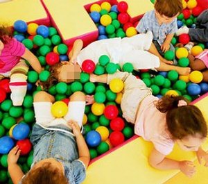 Valle d'Aosta, in arrivo i voucher per le famiglie con bambini piccoli