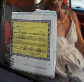 Assicurazioni auto, Ania: 4 milioni i veicoli "fantasma"