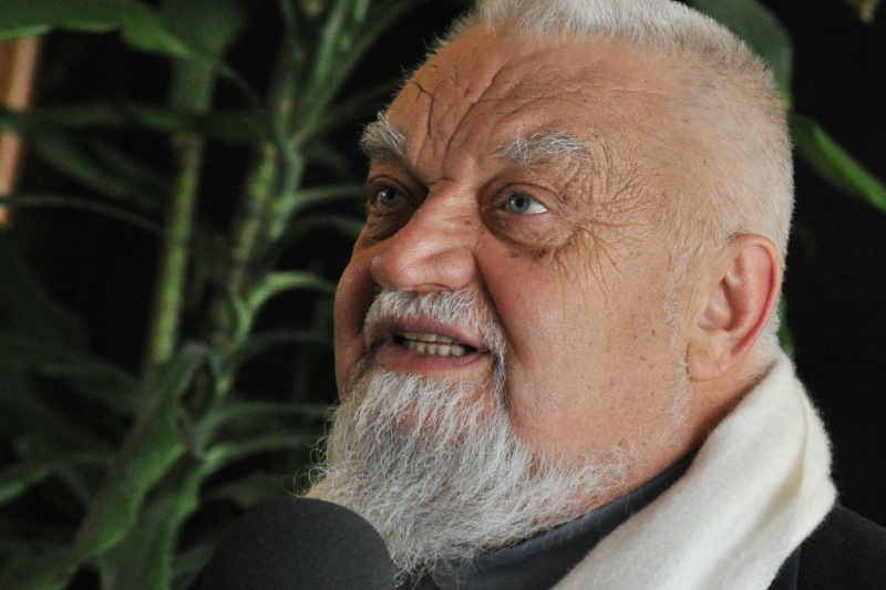 Valle d'Aosta, cordoglio per la morte di Enzo Bianchi