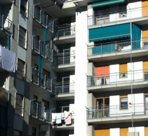 Non paga l'affitto e si porta via i mobili: denunciato 56enne di Milano