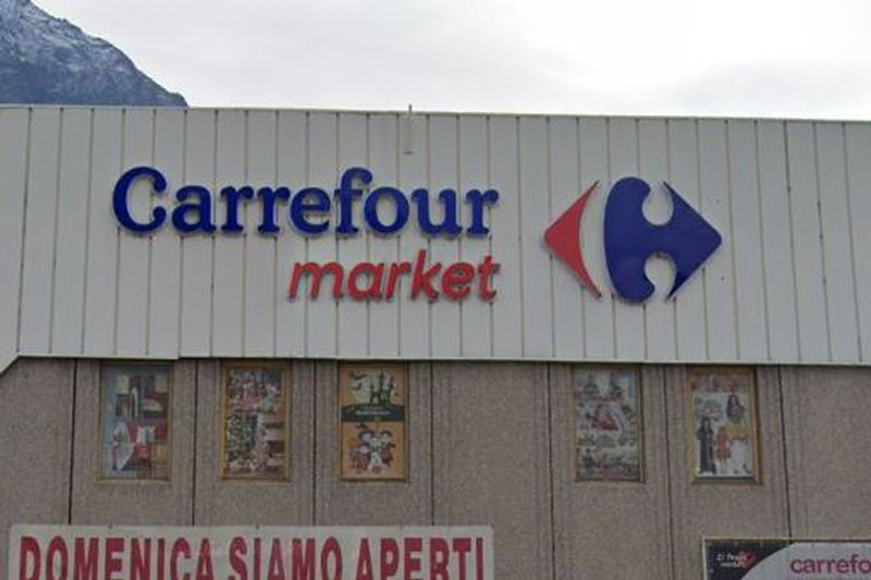 Carrefour, Uniti a Sinistra: politica non sia spettatrice passiva