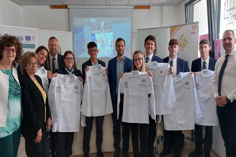 Omaggio agli studenti dell'Alberghiero