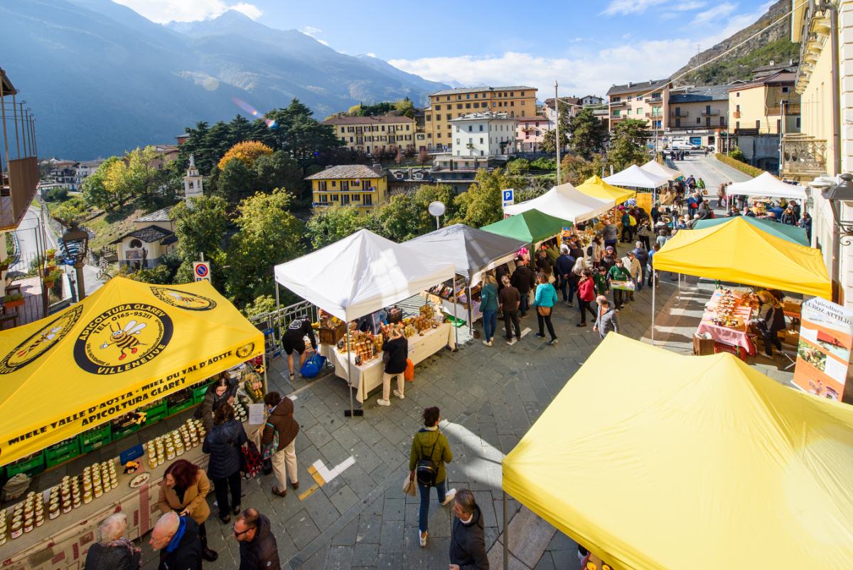 Premiati a Châtillon i migliori mieli del 32° concorso valdostano