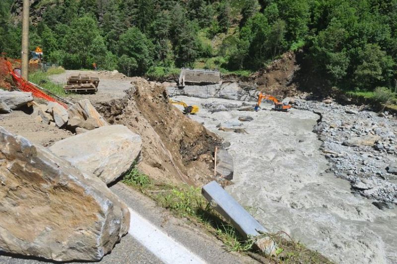 «Cogne non si ferma», ipotesi fuoristrada per portare i turisti nella località