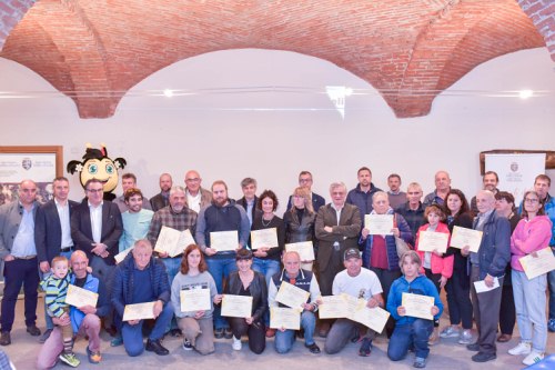 I premiati al Concorso mieli della Valle d'Aosta del 2022