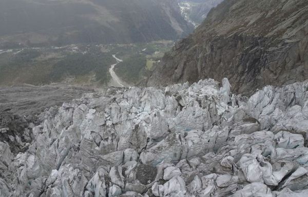 Il ghiacciaio Planpincieux rallenta: spostamento di 20 cm