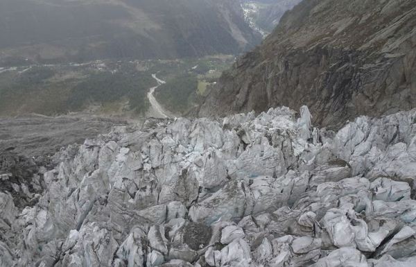 Ghiacciaio Planpincieux, il Comune incontra residenti e operatori della Val Ferret