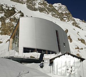 Monte Bianco, manca l'acqua: chiude in anticipo il rifugio Gonella