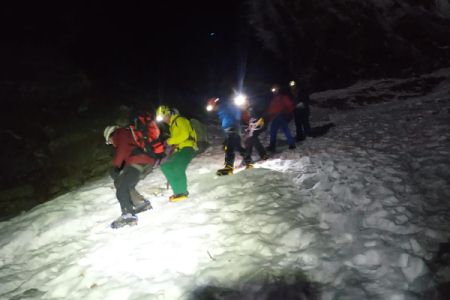 Cogne, tre ghiacciatori soccorsi nella notte