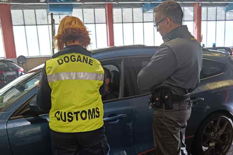 Controlli alla Dogana