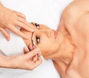 Valle d'Aosta, approvato il profilo professionale dell’estetista