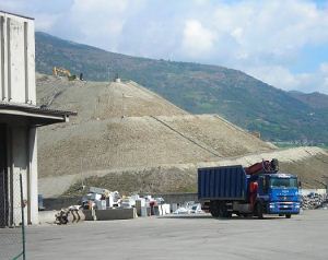 Rifiuti, Cognetta: siamo in fase emergenza, aumenteranno costi a carico dei cittadini