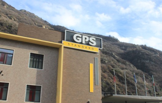 Gps-standard2x530