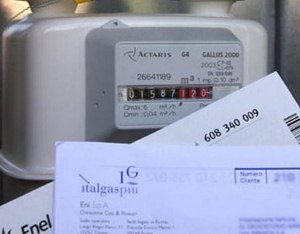 Rincari in bolletta da gennaio 2017: elettricità +0,9% e gas +4,7%