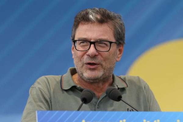 Il ministro Giorgetti