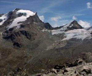 Salvato alpinista francese bloccato sul Gran Paradiso