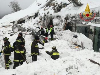 Hotel Rigopiano, estratti tutti i corpi: 29 vittime, 11 sopravvissuti