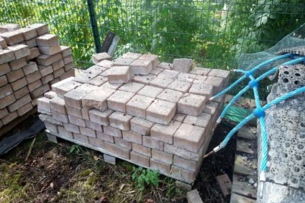 Materiale edile all'asta