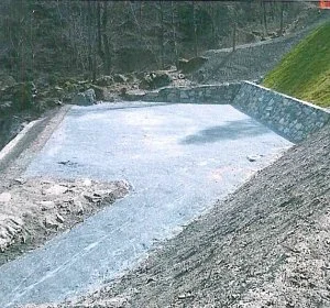 Denuncia M5s: a Issogne un parcheggio "abusivo" con soldi pubblici