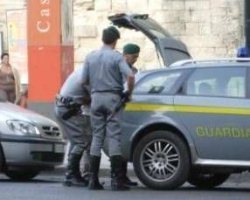 Scuola di lingue finta "no profit" di Aosta smascherata dalla Guardia di finanza