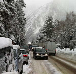 Rischio valanghe in aumento a Courmayeur, chiusa la Val Ferret