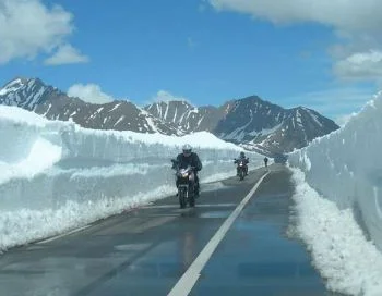 Il 30 maggio riapre il colle del Piccolo San Bernardo