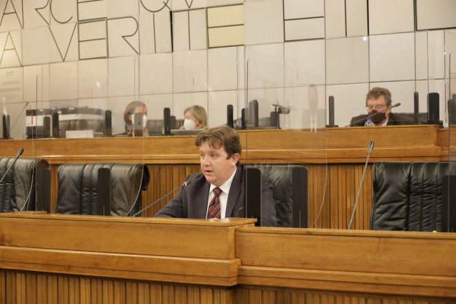 Il presidente della Regione Erik Lavevaz ha rassegnato le dimissioni