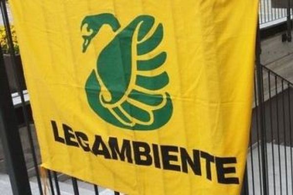 Esposto sul tiro a volo, sostegno di Legambiente