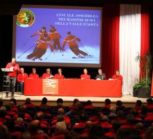 Assemblea dei maestri di sci per discutere del futuro dell'Avms