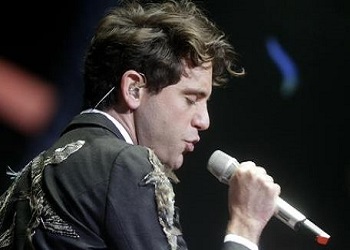 Aosta, attesa per il pigiama party di Mika al Teatro romano