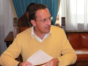 Casinò, l'assessore Perron rinuncia alle deleghe