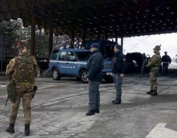 Ricercata per rapina e estorsione, arrestata al Traforo del Monte Bianco