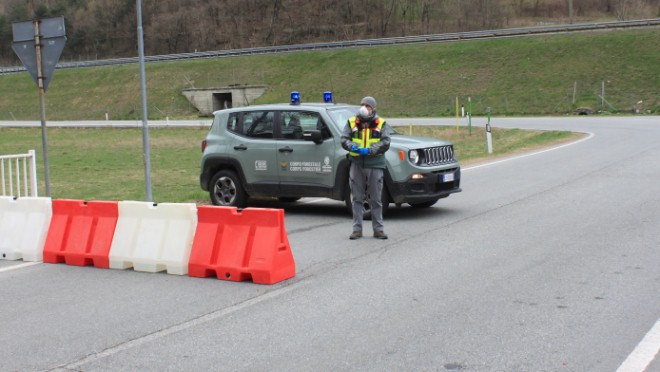 Posto di blocco a Pontey